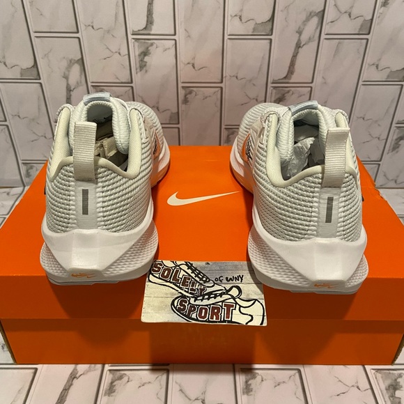 New Nike Air Zoom Pegasus 40 Premium White Blue Orange Red Running Shoes - Picture 5 of 13